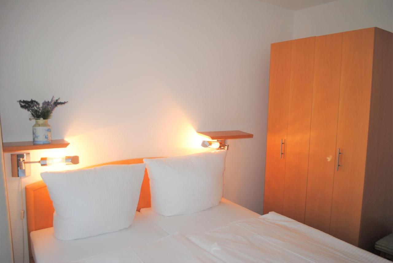 Haus Strandburg - Hinter Duene Und Meer ビンツ エクステリア 写真