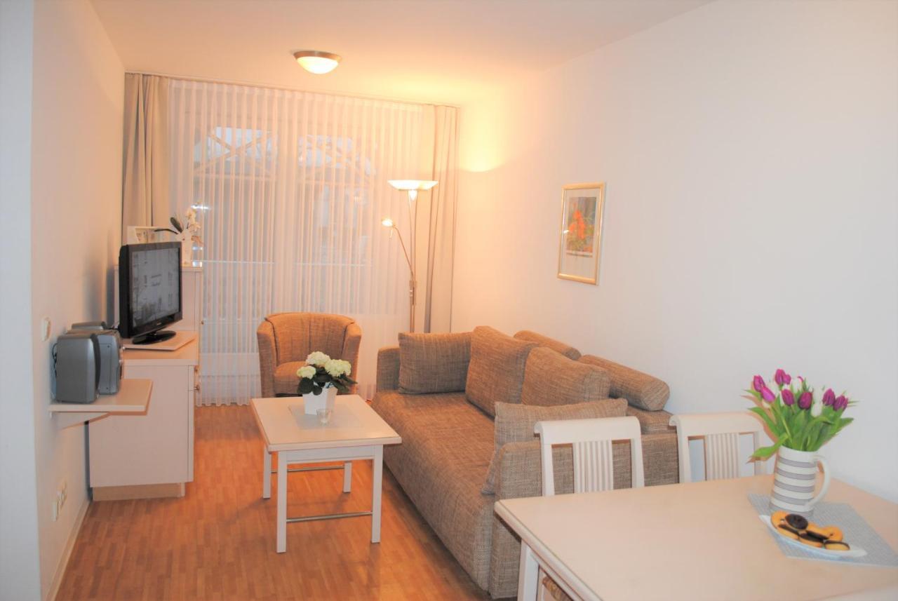 Haus Strandburg - Hinter Duene Und Meer ビンツ エクステリア 写真